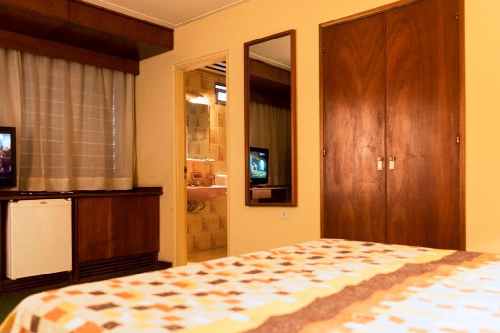 Hotel Del Jardin San Miguel de Tucumán Екстериор снимка
