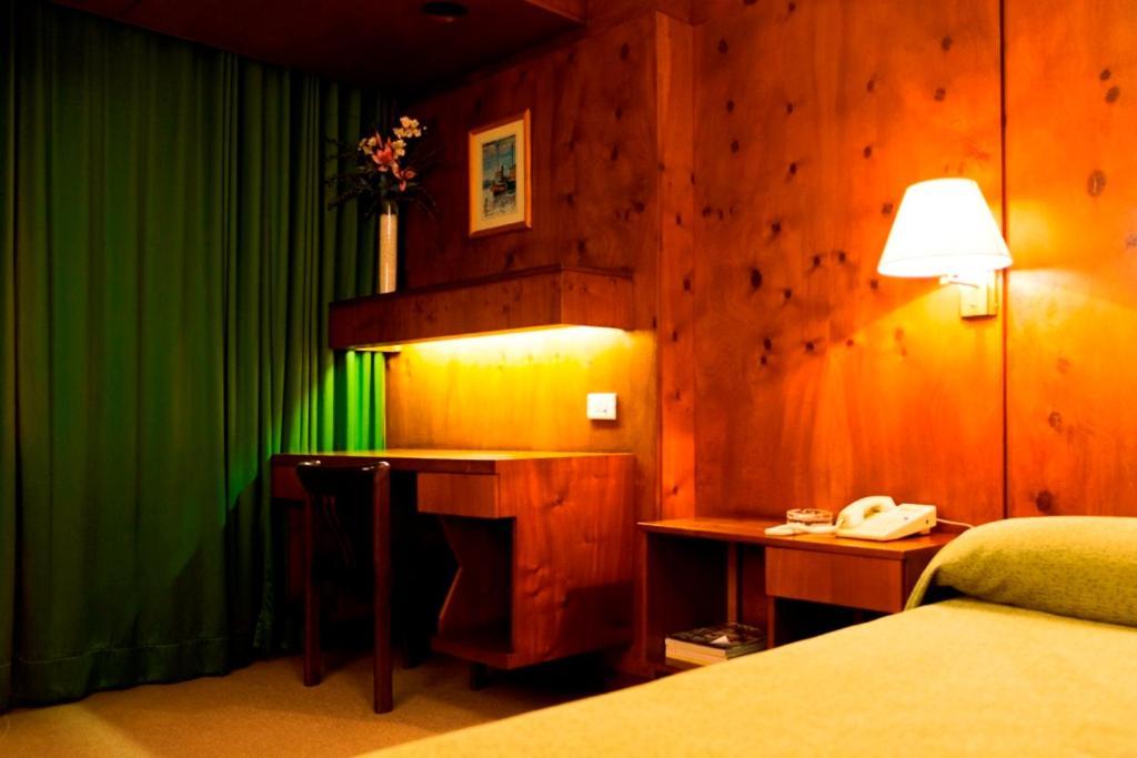 Hotel Del Jardin San Miguel de Tucumán Екстериор снимка