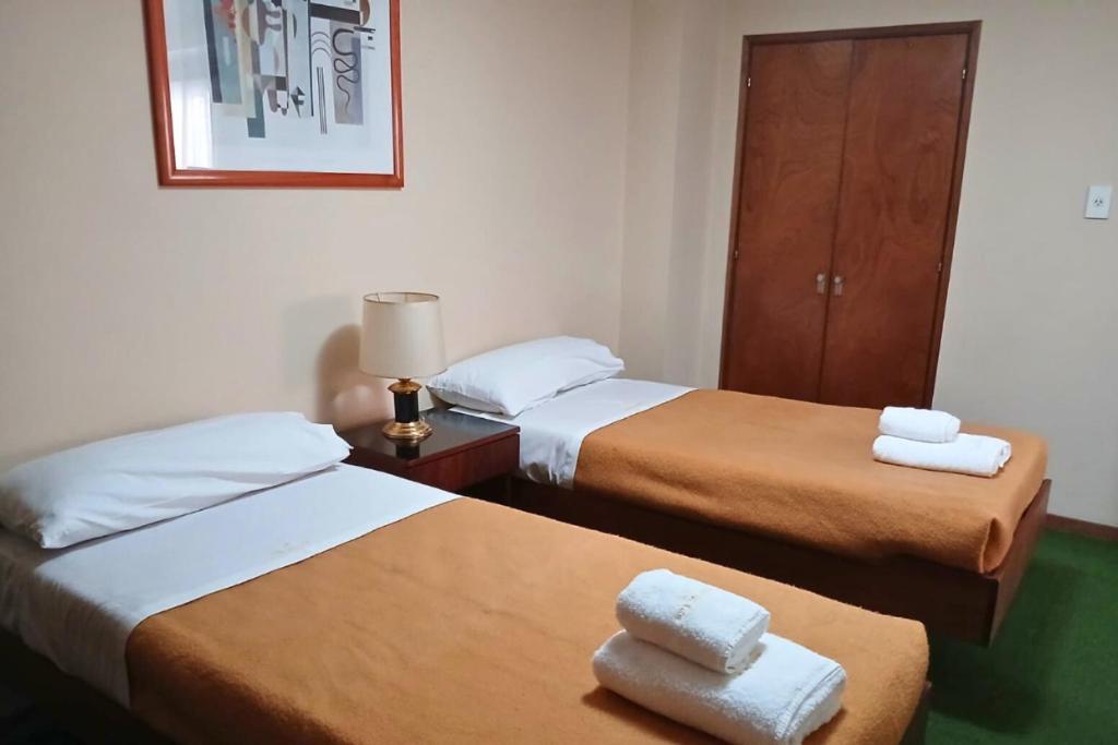 Hotel Del Jardin San Miguel de Tucumán Екстериор снимка